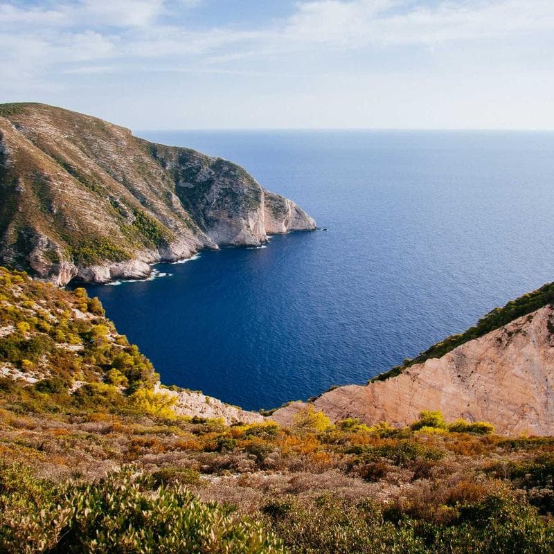 Fisher-Price Laugh & Learn Around the Town Learning Table - Image 2