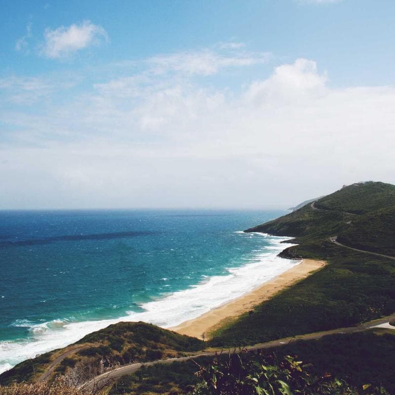 Fisher-Price Laugh & Learn Around the Town Learning Table - Image 4